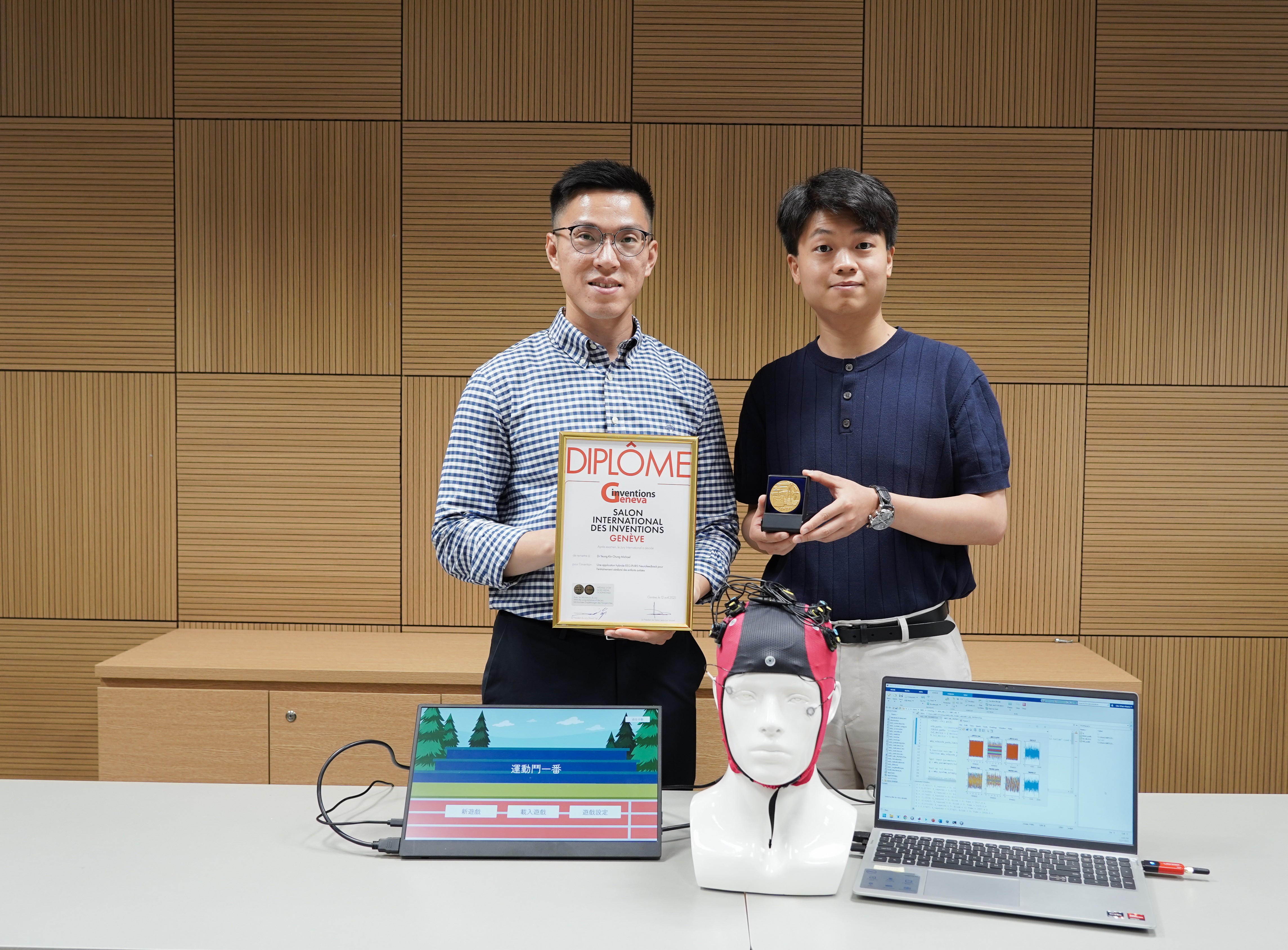楊博士和團隊於第50屆日內瓦國際發明展榮獲評審團嘉許金獎及國際特別優異獎。