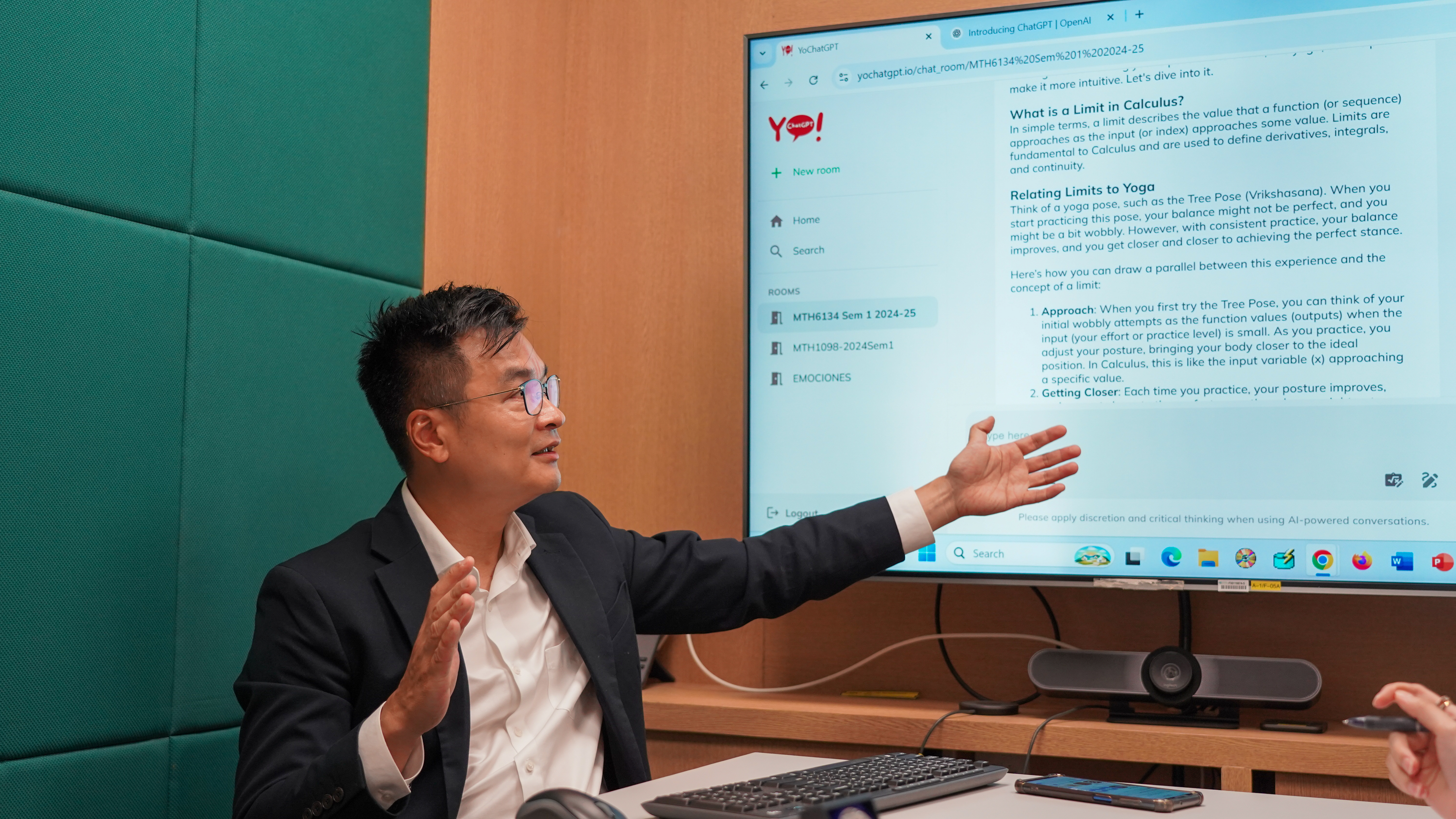 Dr. Ting shows how YoChatGPT! works.